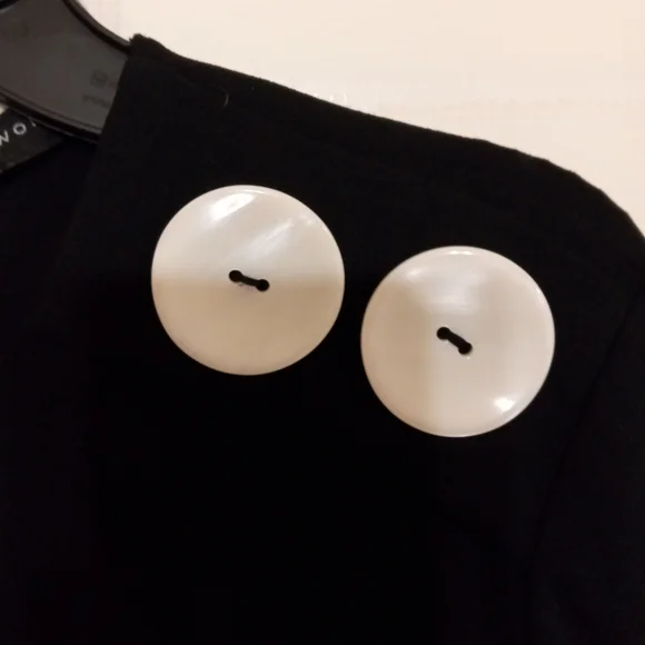 Zara Black Blouse with White Details - Picture 3 of 6